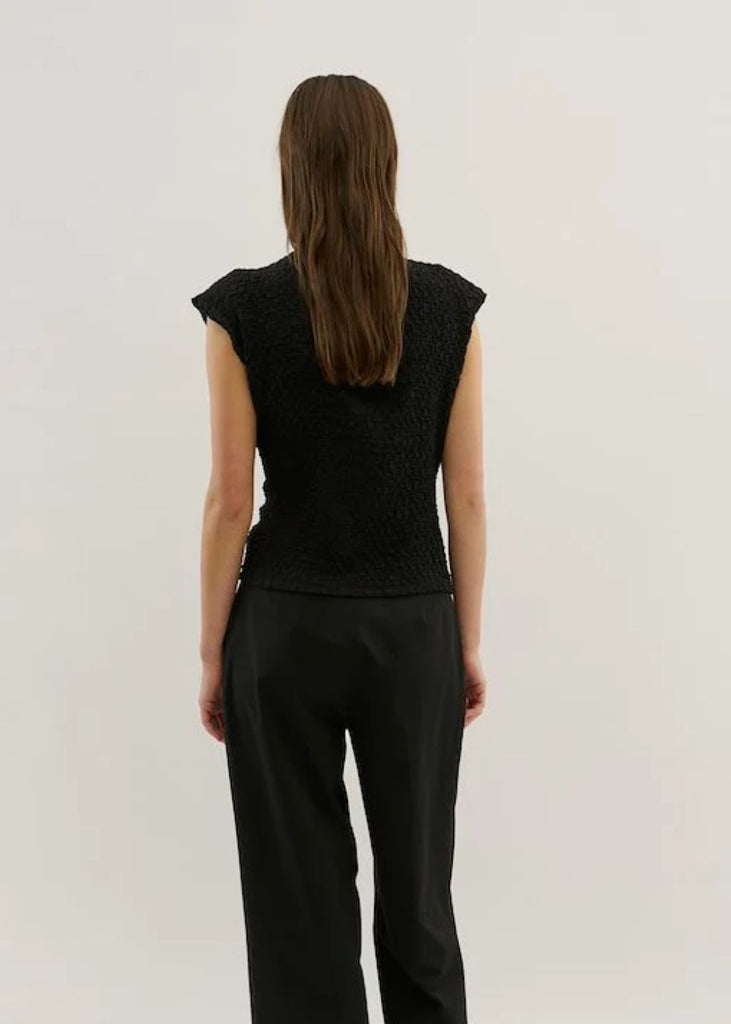 Tailored Structured Top