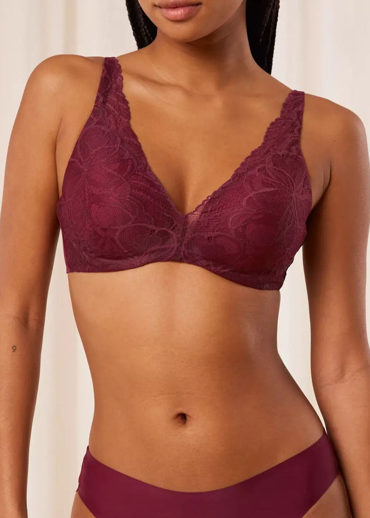 Triumph Illusion Lace Bra